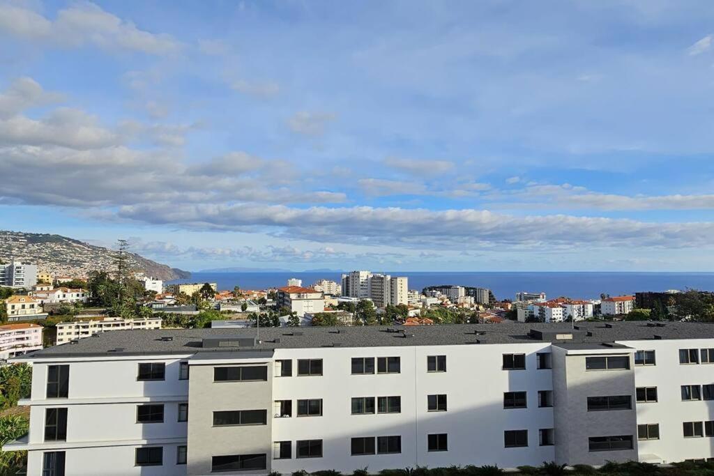 Vista Mar - Ac, Parking And Pool Daire Funchal Dış mekan fotoğraf